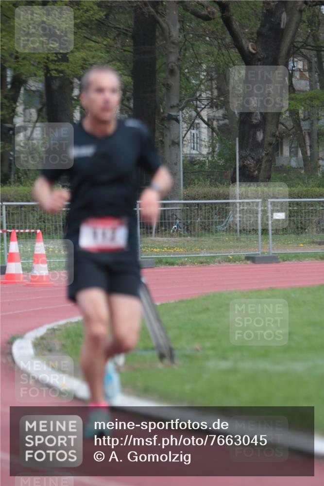 13.04.2025 - Hammer Lauf A. Gomolzig http://msf.ph/oto/7663045 13.04.2025 11:27:17 Ziel 112 meine-sportfotos.de