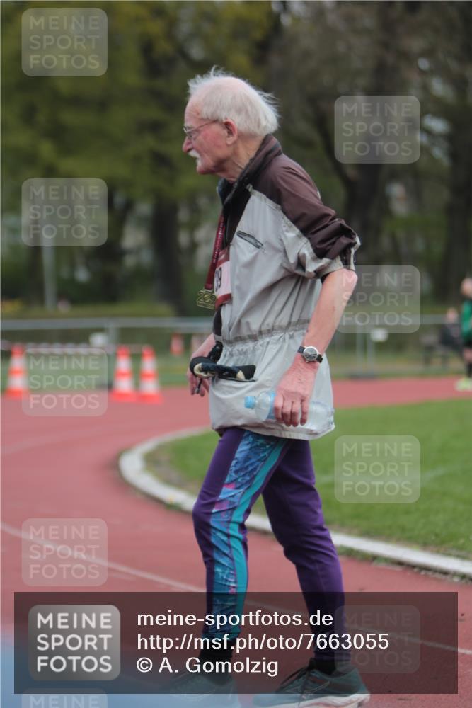 13.04.2025 - Hammer Lauf A. Gomolzig http://msf.ph/oto/7663055 13.04.2025 11:27:21 Ziel 14, 1184, 1954 meine-sportfotos.de