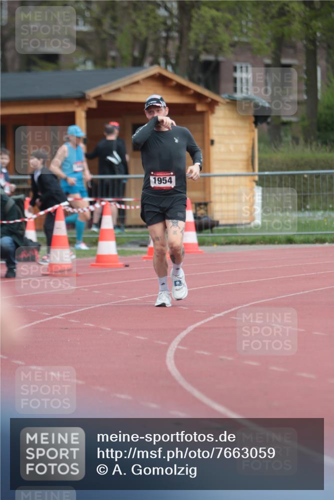 13.04.2025 - Hammer Lauf A. Gomolzig http://msf.ph/oto/7663059 13.04.2025 11:27:26 Ziel 14, 1184, 1940, 1954 meine-sportfotos.de