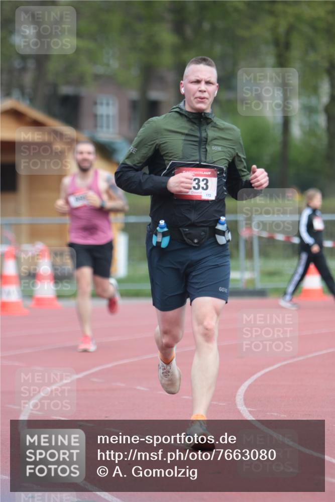 13.04.2025 - Hammer Lauf A. Gomolzig http://msf.ph/oto/7663080 13.04.2025 11:27:39 Ziel 233, 995 meine-sportfotos.de