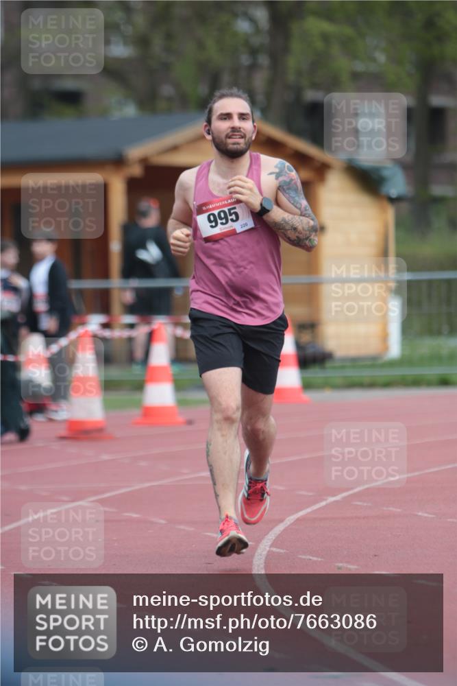 13.04.2025 - Hammer Lauf A. Gomolzig http://msf.ph/oto/7663086 13.04.2025 11:27:42 Ziel 995 meine-sportfotos.de