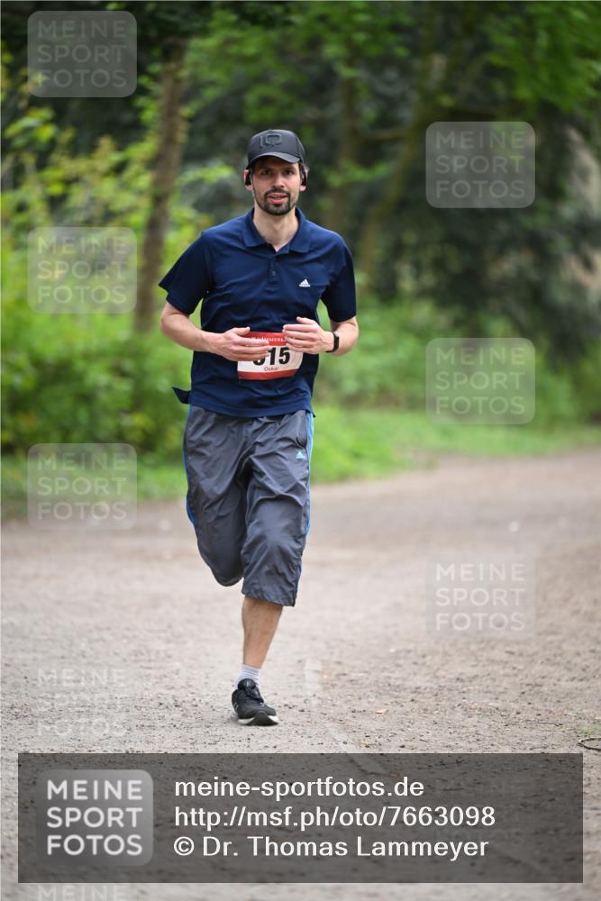 13.04.2025 - Hammer Lauf Dr. Thomas Lammeyer http://msf.ph/oto/7663098 13.04.2025 11:31:08 Laufen 15 meine-sportfotos.de