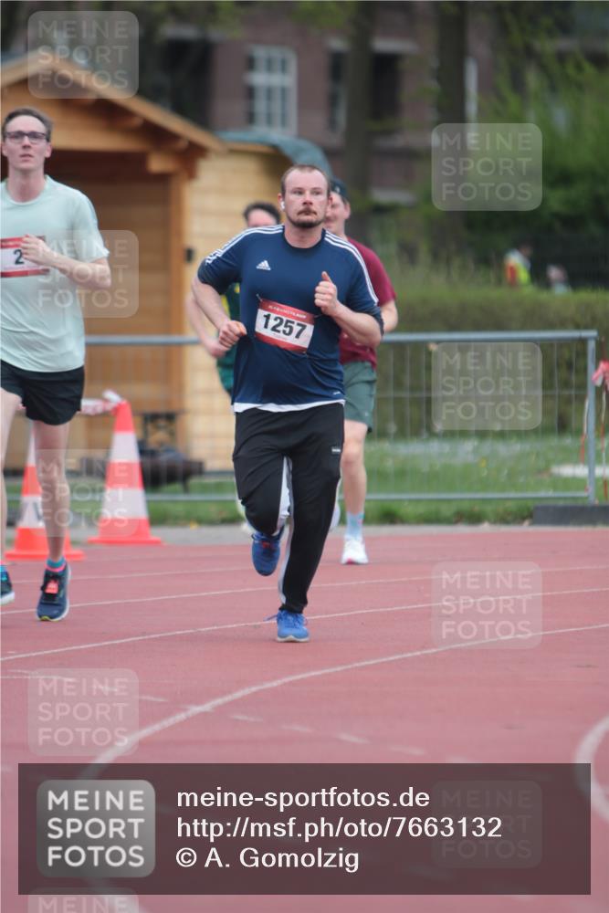 13.04.2025 - Hammer Lauf A. Gomolzig http://msf.ph/oto/7663132 13.04.2025 11:28:46 Ziel 2, 1257, 1804 meine-sportfotos.de