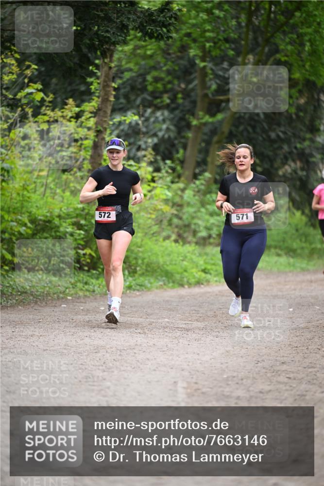 13.04.2025 - Hammer Lauf Dr. Thomas Lammeyer http://msf.ph/oto/7663146 13.04.2025 11:31:15 Laufen 572, 571 meine-sportfotos.de