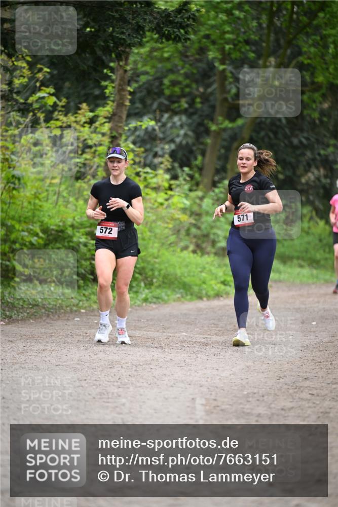 13.04.2025 - Hammer Lauf Dr. Thomas Lammeyer http://msf.ph/oto/7663151 13.04.2025 11:31:15 Laufen 572, 571 meine-sportfotos.de