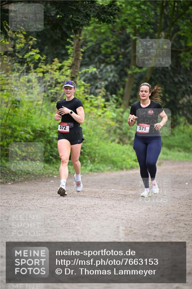 13.04.2025 - Hammer Lauf Dr. Thomas Lammeyer http://msf.ph/oto/7663153 13.04.2025 11:31:15 Laufen 572, 571 meine-sportfotos.de