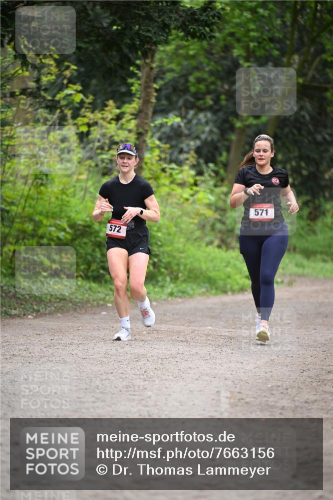 13.04.2025 - Hammer Lauf Dr. Thomas Lammeyer http://msf.ph/oto/7663156 13.04.2025 11:31:15 Laufen 572, 571 meine-sportfotos.de
