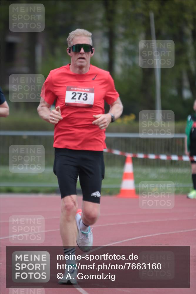 13.04.2025 - Hammer Lauf A. Gomolzig http://msf.ph/oto/7663160 13.04.2025 11:29:06 Ziel 227, 273, 730, 1173, 1174, 1899 meine-sportfotos.de