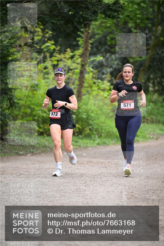 13.04.2025 - Hammer Lauf Dr. Thomas Lammeyer http://msf.ph/oto/7663168 13.04.2025 11:31:16 Laufen 572, 15, 571 meine-sportfotos.de