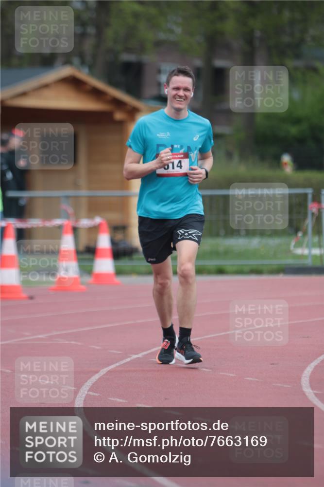 13.04.2025 - Hammer Lauf A. Gomolzig http://msf.ph/oto/7663169 13.04.2025 11:29:21 Ziel 514 meine-sportfotos.de