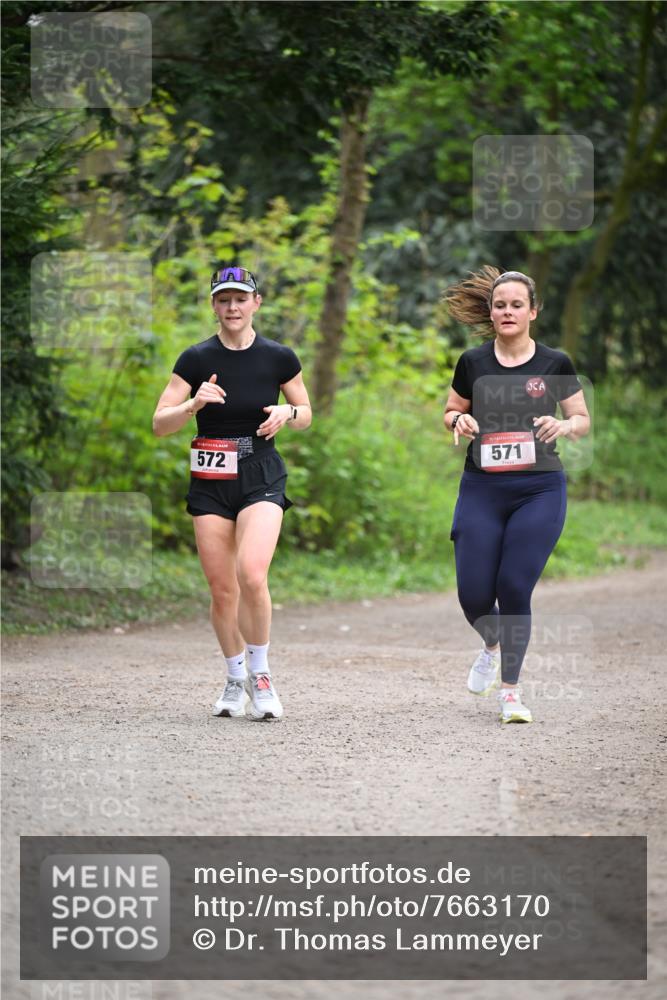 13.04.2025 - Hammer Lauf Dr. Thomas Lammeyer http://msf.ph/oto/7663170 13.04.2025 11:31:16 Laufen 572, 571 meine-sportfotos.de