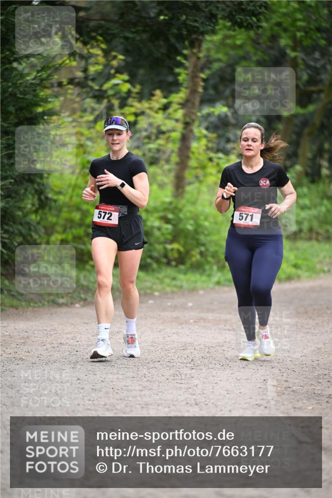 13.04.2025 - Hammer Lauf Dr. Thomas Lammeyer http://msf.ph/oto/7663177 13.04.2025 11:31:17 Laufen 572, 571 meine-sportfotos.de