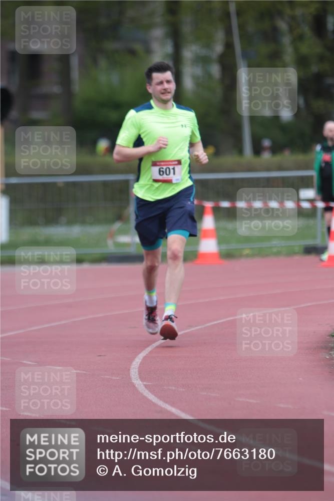 13.04.2025 - Hammer Lauf A. Gomolzig http://msf.ph/oto/7663180 13.04.2025 11:29:37 Ziel 601 meine-sportfotos.de