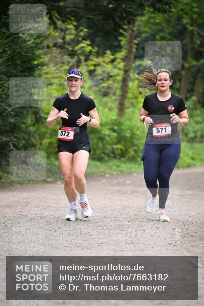 13.04.2025 - Hammer Lauf Dr. Thomas Lammeyer http://msf.ph/oto/7663182 13.04.2025 11:31:17 Laufen 572, 15, 571 meine-sportfotos.de