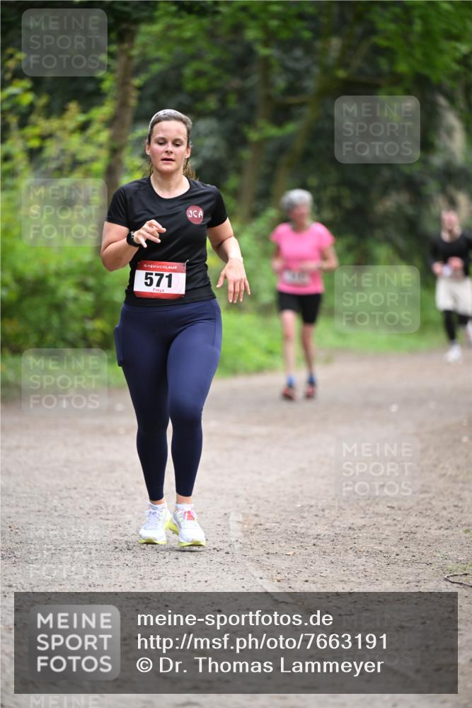 13.04.2025 - Hammer Lauf Dr. Thomas Lammeyer http://msf.ph/oto/7663191 13.04.2025 11:31:18 Laufen 15, 571 meine-sportfotos.de
