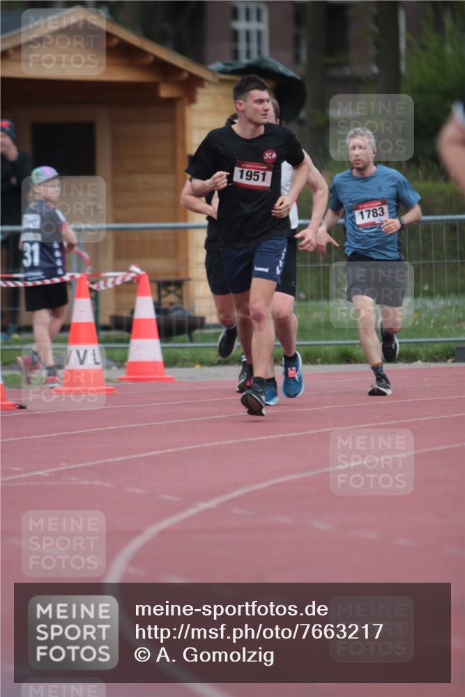 13.04.2025 - Hammer Lauf A. Gomolzig http://msf.ph/oto/7663217 13.04.2025 11:30:06 Ziel 980, 1049, 1258, 1783, 1951 meine-sportfotos.de