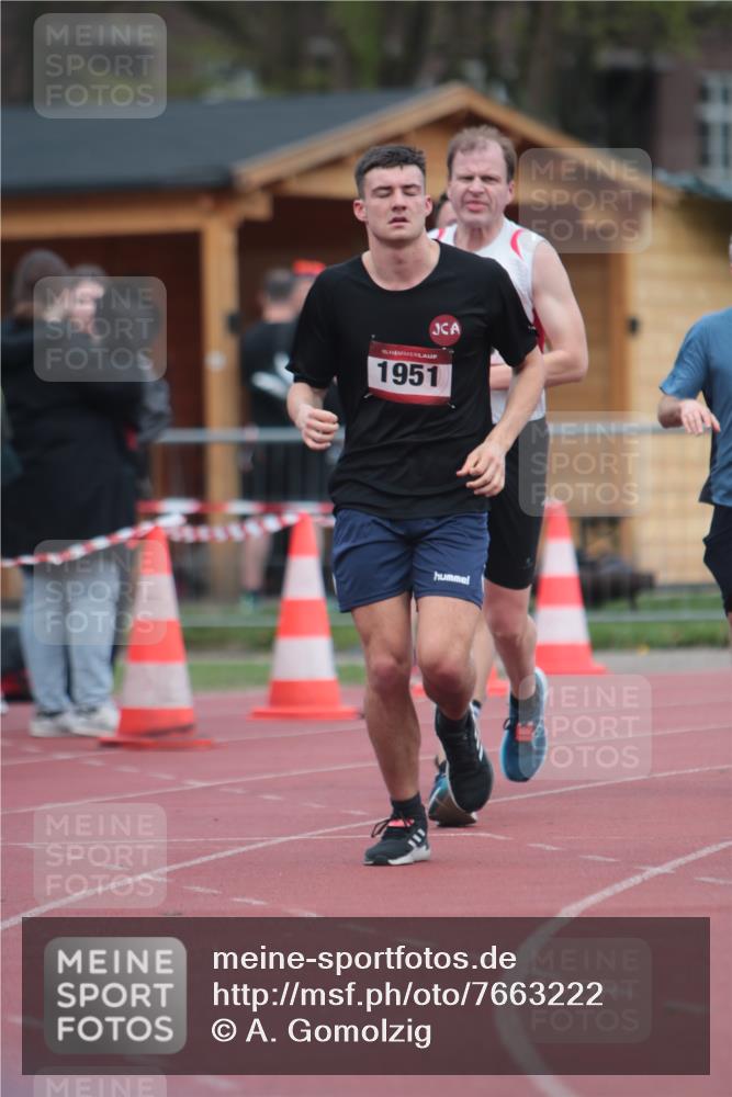 13.04.2025 - Hammer Lauf A. Gomolzig http://msf.ph/oto/7663222 13.04.2025 11:30:08 Ziel 980, 1049, 1258, 1783, 1951 meine-sportfotos.de