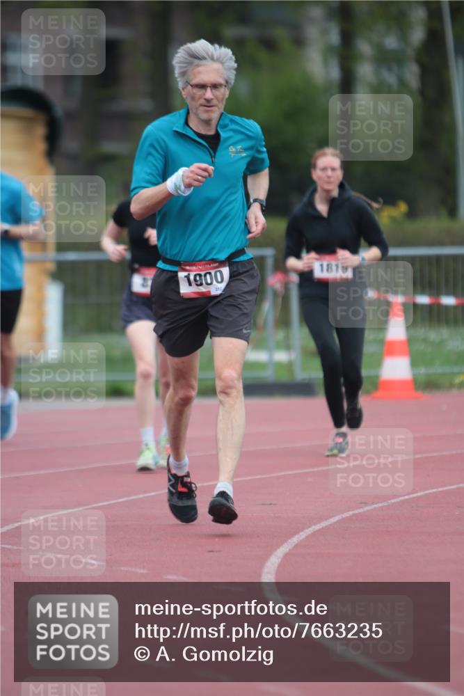 13.04.2025 - Hammer Lauf A. Gomolzig http://msf.ph/oto/7663235 13.04.2025 11:30:21 Ziel 874, 929, 1819, 1900 meine-sportfotos.de