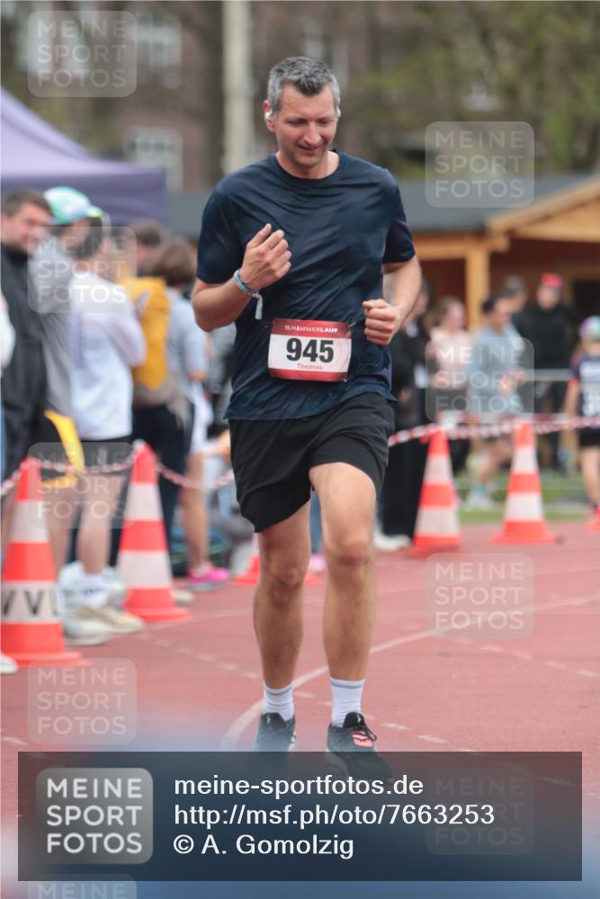 13.04.2025 - Hammer Lauf A. Gomolzig http://msf.ph/oto/7663253 13.04.2025 11:30:52 Ziel 945, 1002 meine-sportfotos.de