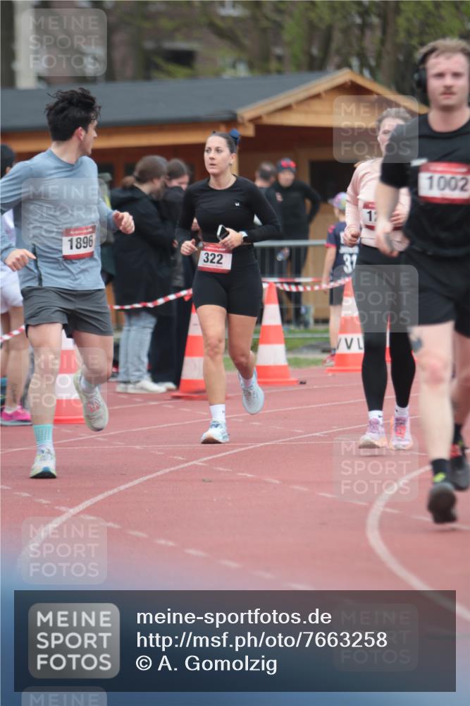 13.04.2025 - Hammer Lauf A. Gomolzig http://msf.ph/oto/7663258 13.04.2025 11:30:58 Ziel 251, 322, 670, 1002, 1267, 1375, 1896 meine-sportfotos.de