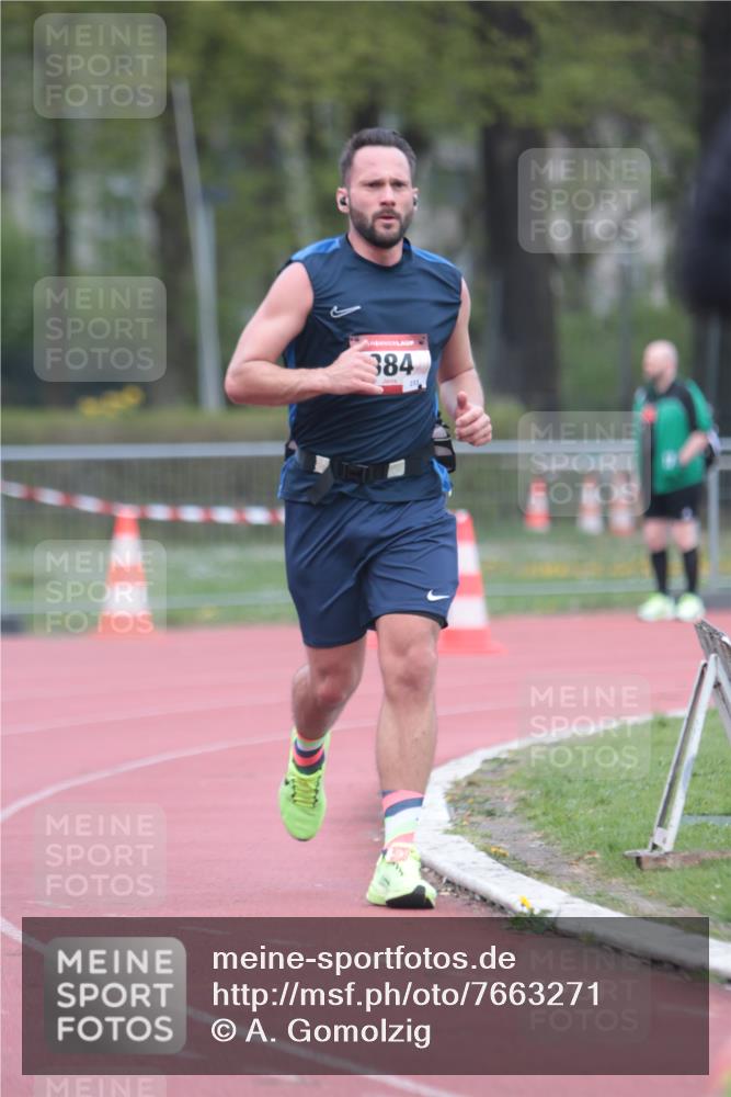 13.04.2025 - Hammer Lauf A. Gomolzig http://msf.ph/oto/7663271 13.04.2025 11:31:07 Ziel 384, 609 meine-sportfotos.de
