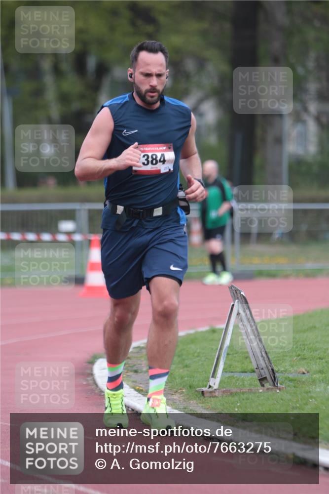 13.04.2025 - Hammer Lauf A. Gomolzig http://msf.ph/oto/7663275 13.04.2025 11:31:07 Ziel 384, 609 meine-sportfotos.de