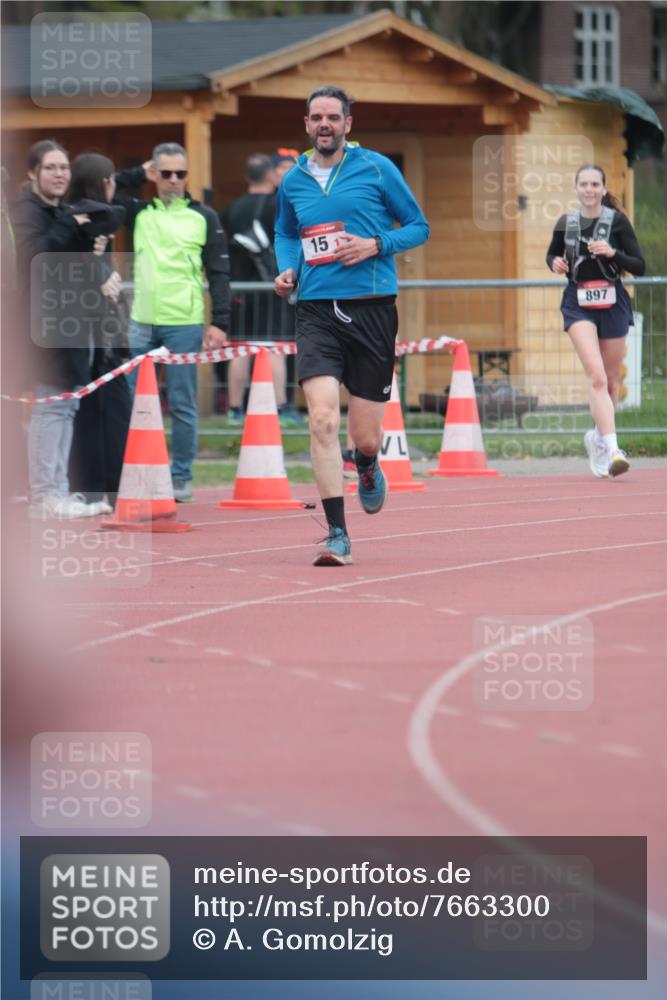 13.04.2025 - Hammer Lauf A. Gomolzig http://msf.ph/oto/7663300 13.04.2025 11:31:19 Ziel 15, 178, 187, 897 meine-sportfotos.de