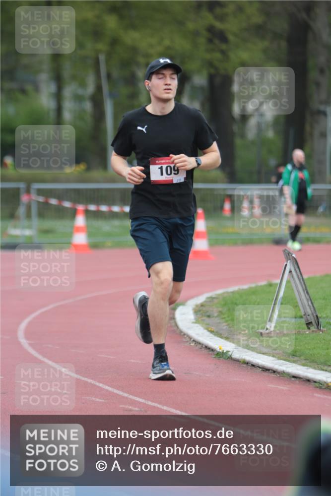 13.04.2025 - Hammer Lauf A. Gomolzig http://msf.ph/oto/7663330 13.04.2025 11:31:38 Ziel 109 meine-sportfotos.de