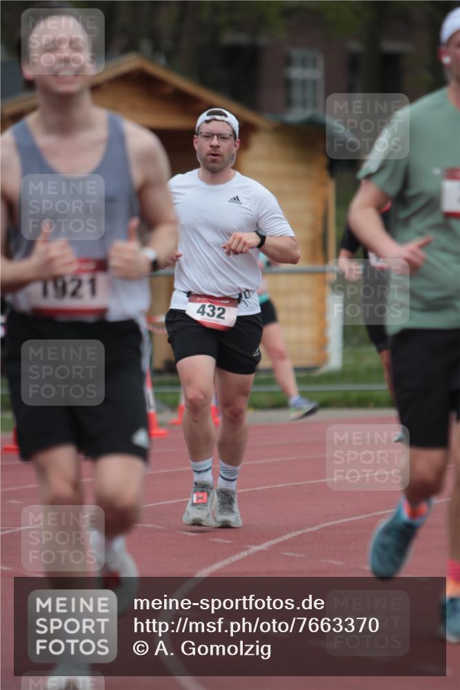 13.04.2025 - Hammer Lauf A. Gomolzig http://msf.ph/oto/7663370 13.04.2025 11:31:55 Ziel 231, 232, 432, 1808, 1921 meine-sportfotos.de