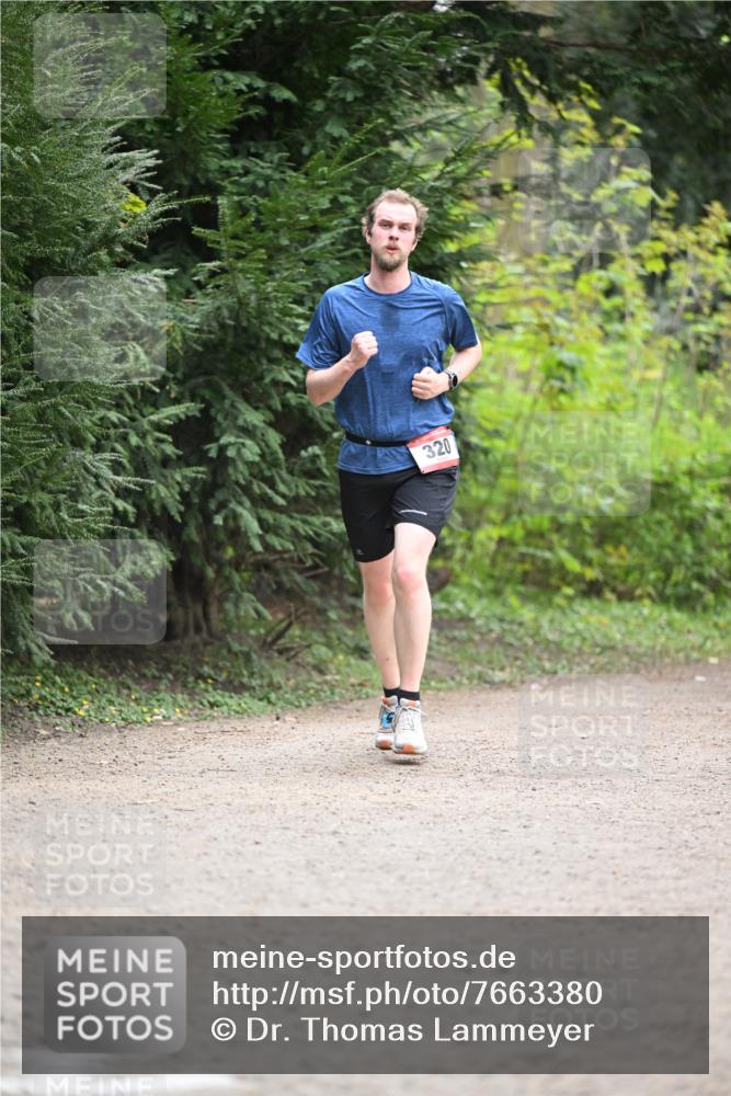 13.04.2025 - Hammer Lauf Dr. Thomas Lammeyer http://msf.ph/oto/7663380 13.04.2025 11:31:44 Laufen 320 meine-sportfotos.de