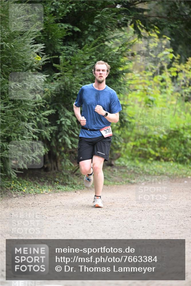 13.04.2025 - Hammer Lauf Dr. Thomas Lammeyer http://msf.ph/oto/7663384 13.04.2025 11:31:45 Laufen 320 meine-sportfotos.de