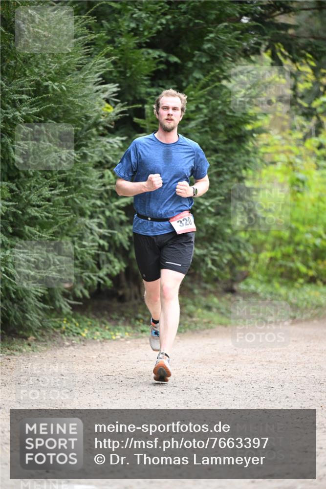 13.04.2025 - Hammer Lauf Dr. Thomas Lammeyer http://msf.ph/oto/7663397 13.04.2025 11:31:45 Laufen 320 meine-sportfotos.de