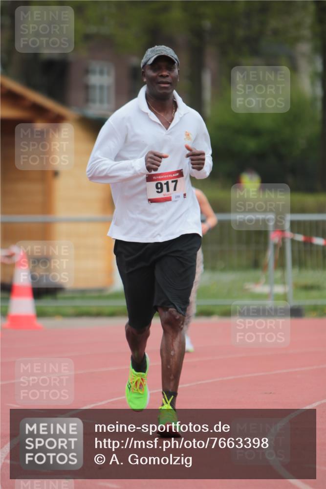 13.04.2025 - Hammer Lauf A. Gomolzig http://msf.ph/oto/7663398 13.04.2025 11:32:05 Ziel 1, 917, 1341 meine-sportfotos.de