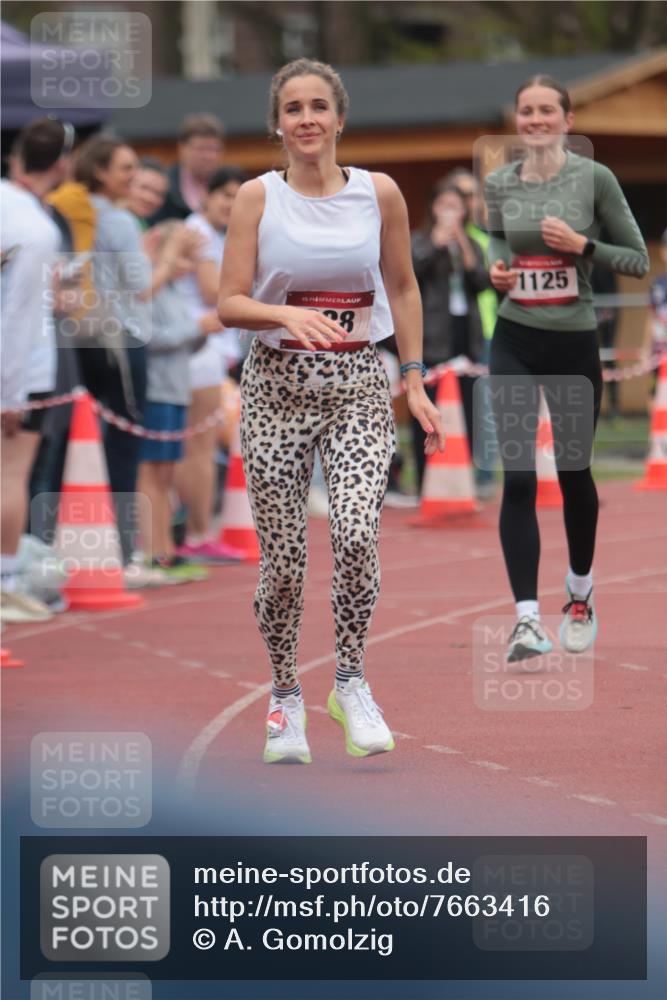 13.04.2025 - Hammer Lauf A. Gomolzig http://msf.ph/oto/7663416 13.04.2025 11:32:14 Ziel 444, 628, 1125 meine-sportfotos.de