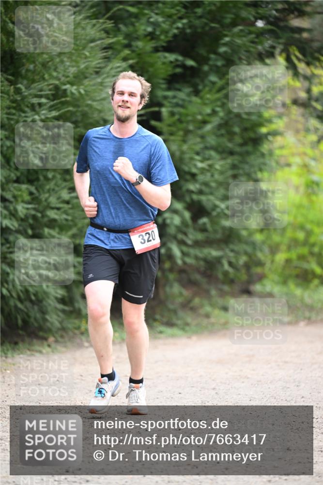 13.04.2025 - Hammer Lauf Dr. Thomas Lammeyer http://msf.ph/oto/7663417 13.04.2025 11:31:46 Laufen 15, 320 meine-sportfotos.de