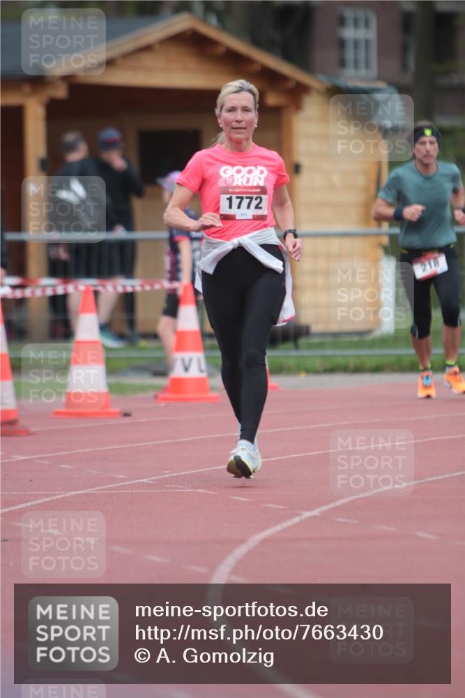 13.04.2025 - Hammer Lauf A. Gomolzig http://msf.ph/oto/7663430 13.04.2025 11:32:25 Ziel 218, 1772 meine-sportfotos.de