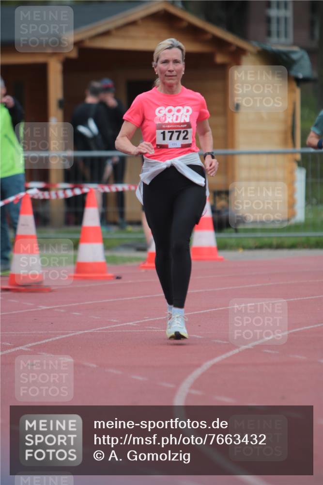 13.04.2025 - Hammer Lauf A. Gomolzig http://msf.ph/oto/7663432 13.04.2025 11:32:25 Ziel 218, 1772 meine-sportfotos.de