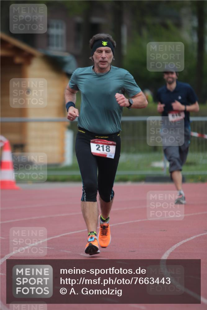 13.04.2025 - Hammer Lauf A. Gomolzig http://msf.ph/oto/7663443 13.04.2025 11:32:30 Ziel 218, 615, 1772 meine-sportfotos.de