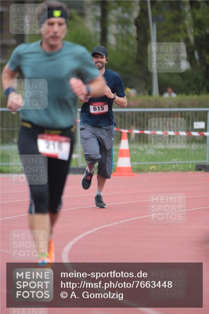 13.04.2025 - Hammer Lauf A. Gomolzig http://msf.ph/oto/7663448 13.04.2025 11:32:31 Ziel 218, 615, 1772 meine-sportfotos.de