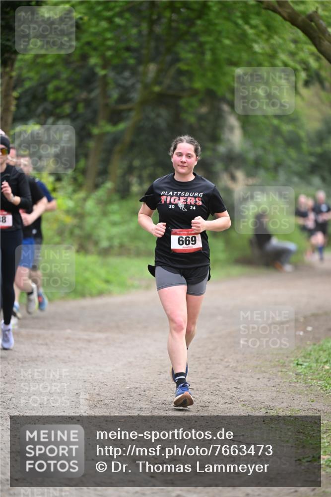 13.04.2025 - Hammer Lauf Dr. Thomas Lammeyer http://msf.ph/oto/7663473 13.04.2025 11:31:52 Laufen 8, 20, 24, 15, 669 meine-sportfotos.de
