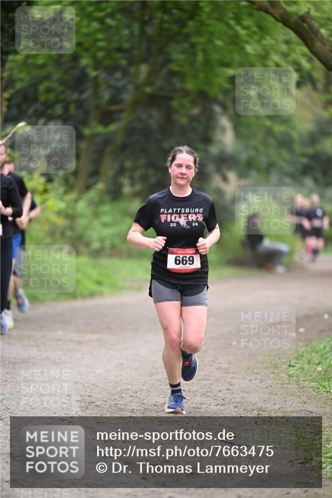 13.04.2025 - Hammer Lauf Dr. Thomas Lammeyer http://msf.ph/oto/7663475 13.04.2025 11:31:52 Laufen 20, 24, 15, 669 meine-sportfotos.de