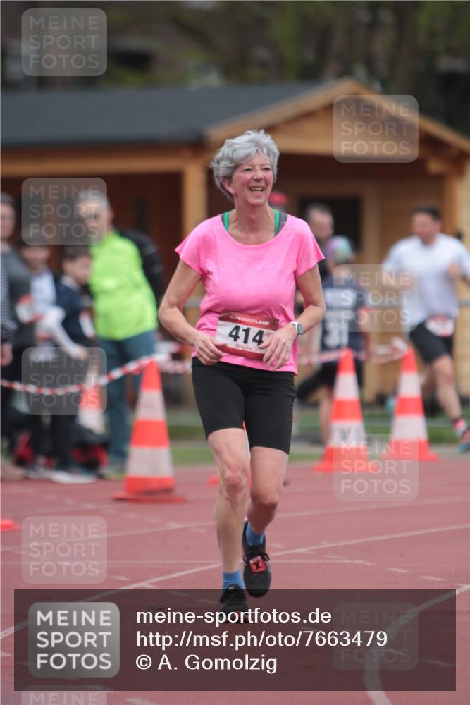 13.04.2025 - Hammer Lauf A. Gomolzig http://msf.ph/oto/7663479 13.04.2025 11:32:55 Ziel 414 meine-sportfotos.de