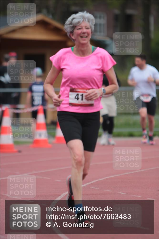 13.04.2025 - Hammer Lauf A. Gomolzig http://msf.ph/oto/7663483 13.04.2025 11:32:56 Ziel 414, 474, 548 meine-sportfotos.de