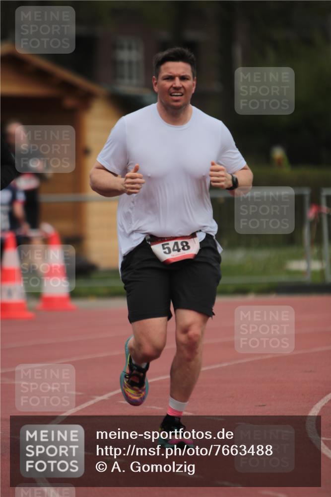 13.04.2025 - Hammer Lauf A. Gomolzig http://msf.ph/oto/7663488 13.04.2025 11:33:03 Ziel 10, 474, 548 meine-sportfotos.de