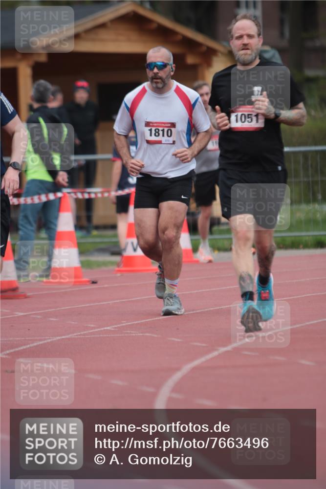 13.04.2025 - Hammer Lauf A. Gomolzig http://msf.ph/oto/7663496 13.04.2025 11:33:09 Ziel 10, 191, 1051, 1810 meine-sportfotos.de