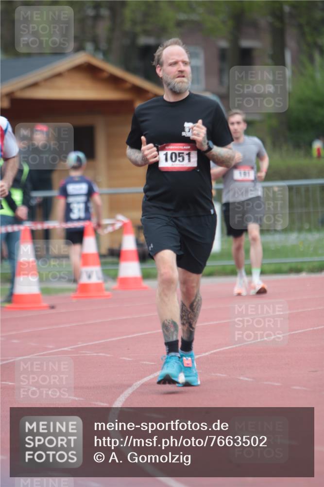 13.04.2025 - Hammer Lauf A. Gomolzig http://msf.ph/oto/7663502 13.04.2025 11:33:10 Ziel 10, 191, 1051, 1810 meine-sportfotos.de