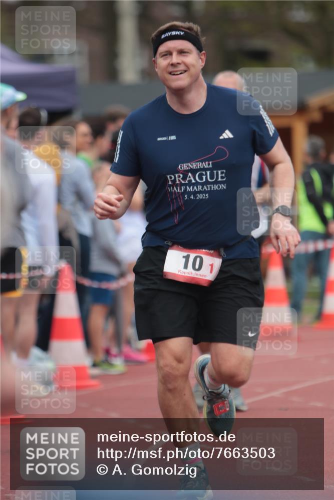 13.04.2025 - Hammer Lauf A. Gomolzig http://msf.ph/oto/7663503 13.04.2025 11:33:11 Ziel 10, 191, 1051, 1810 meine-sportfotos.de