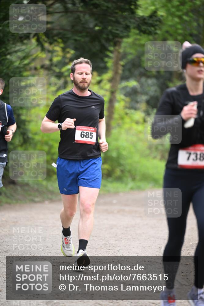 13.04.2025 - Hammer Lauf Dr. Thomas Lammeyer http://msf.ph/oto/7663515 13.04.2025 11:31:56 Laufen 15, 685, 738 meine-sportfotos.de
