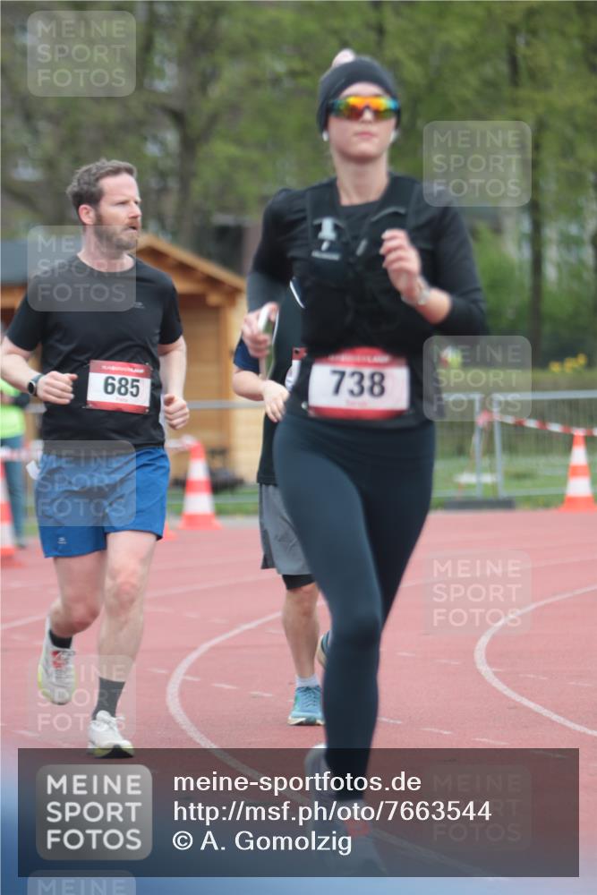 13.04.2025 - Hammer Lauf A. Gomolzig http://msf.ph/oto/7663544 13.04.2025 11:33:34 Ziel 502, 669, 685, 738 meine-sportfotos.de