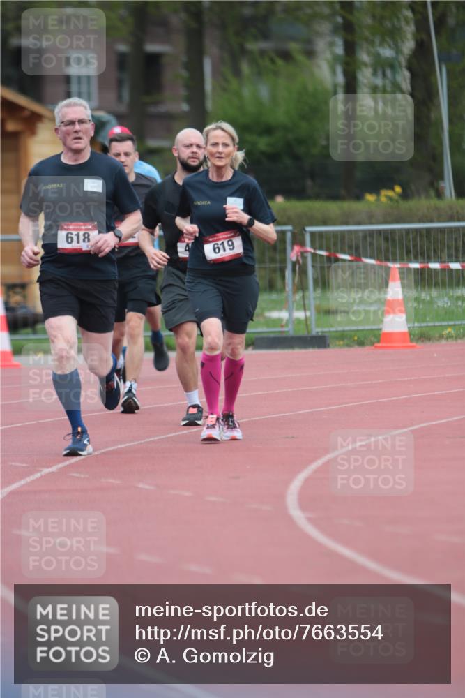 13.04.2025 - Hammer Lauf A. Gomolzig http://msf.ph/oto/7663554 13.04.2025 11:33:48 Ziel 252, 442, 482 meine-sportfotos.de